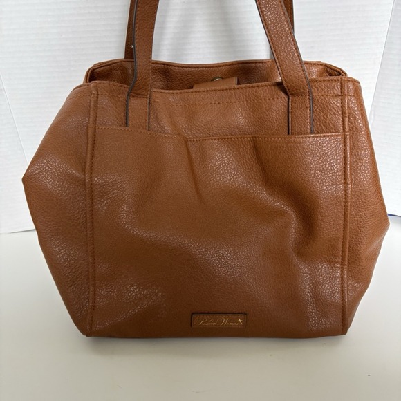 The Pioneer Woman Handbags - Pioneer Woman Large Faux Leather Shoulder Bag Purse -Missing Crossbody Strap‎